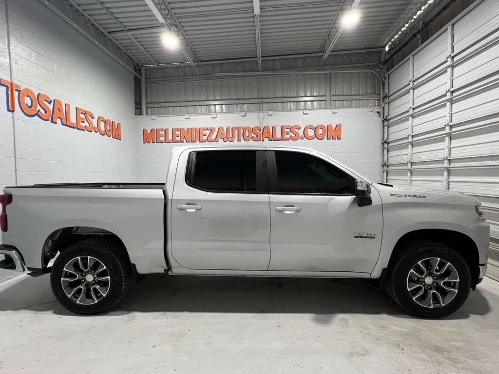 Chevrolet Silverado 1500 LT Crew Cab 2WD 2021
