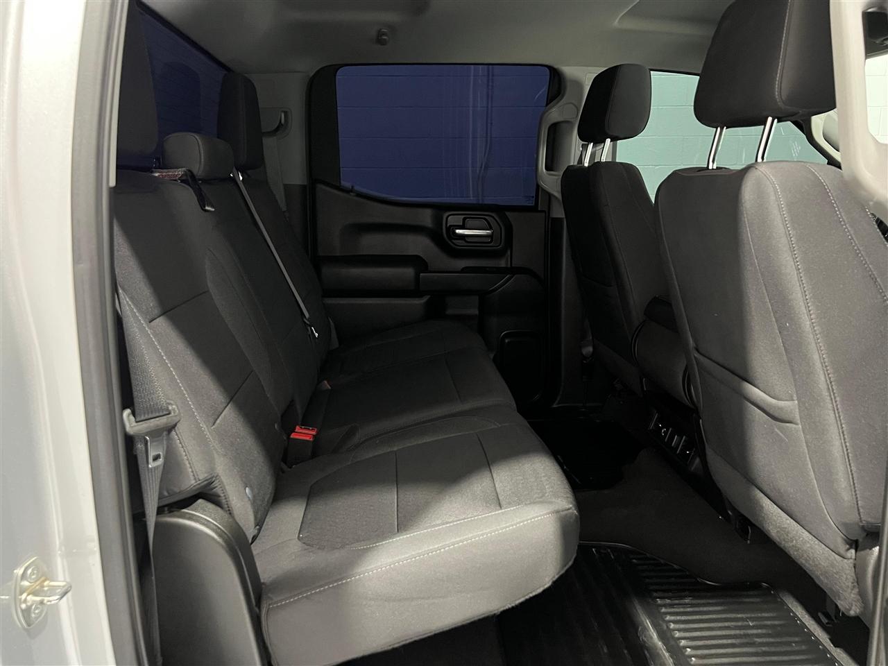 Chevrolet Silverado 1500 LT Crew Cab 2WD 2021