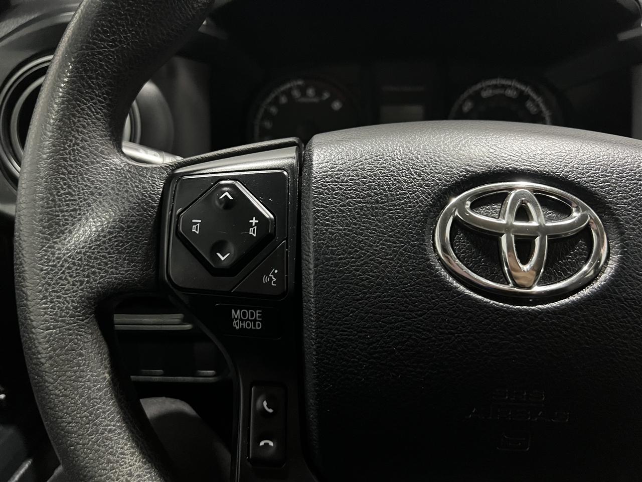 Toyota Tacoma SR5 Access Cab I4 6AT 2WD 2016