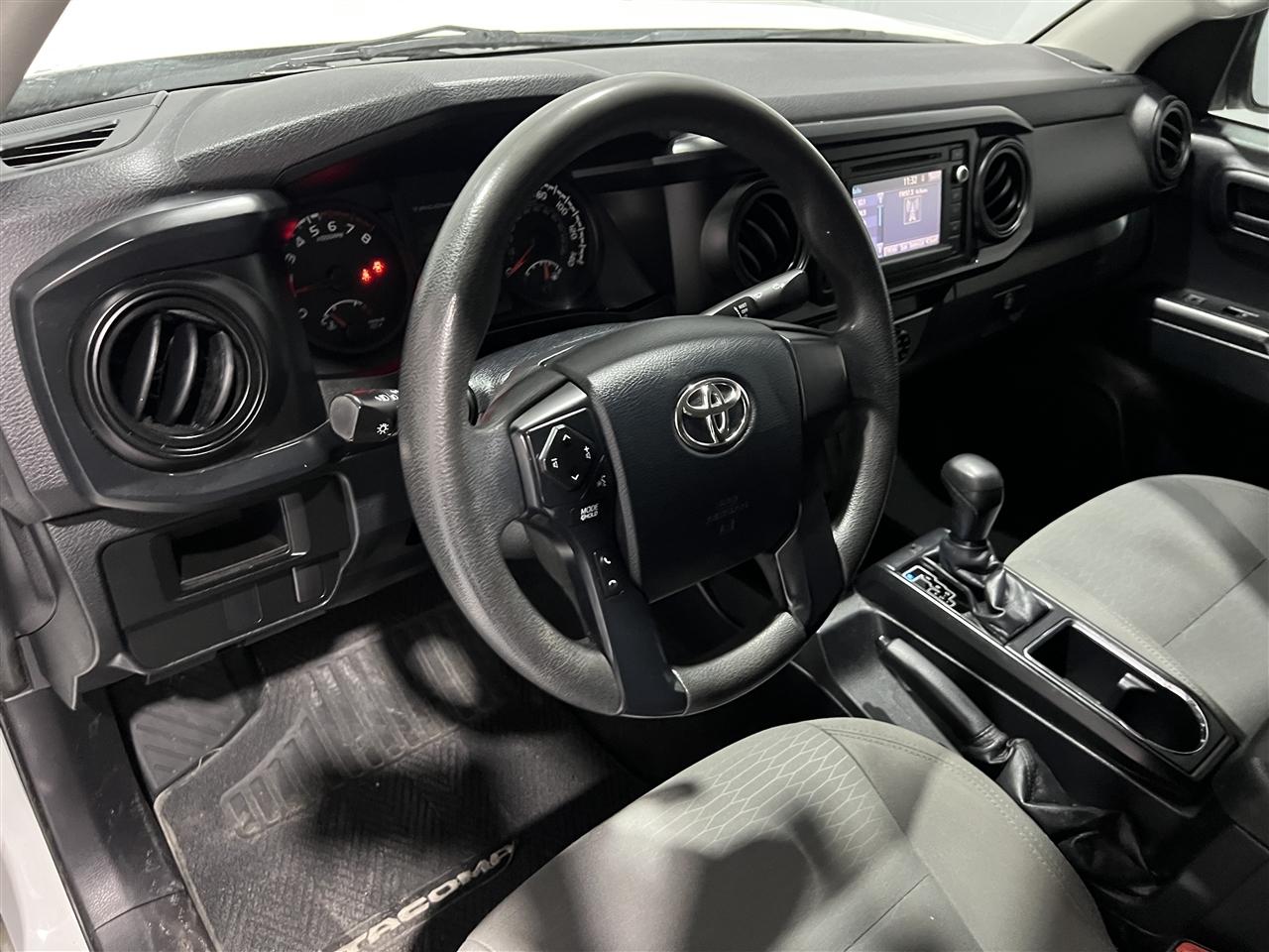 Toyota Tacoma SR5 Access Cab I4 6AT 2WD 2016