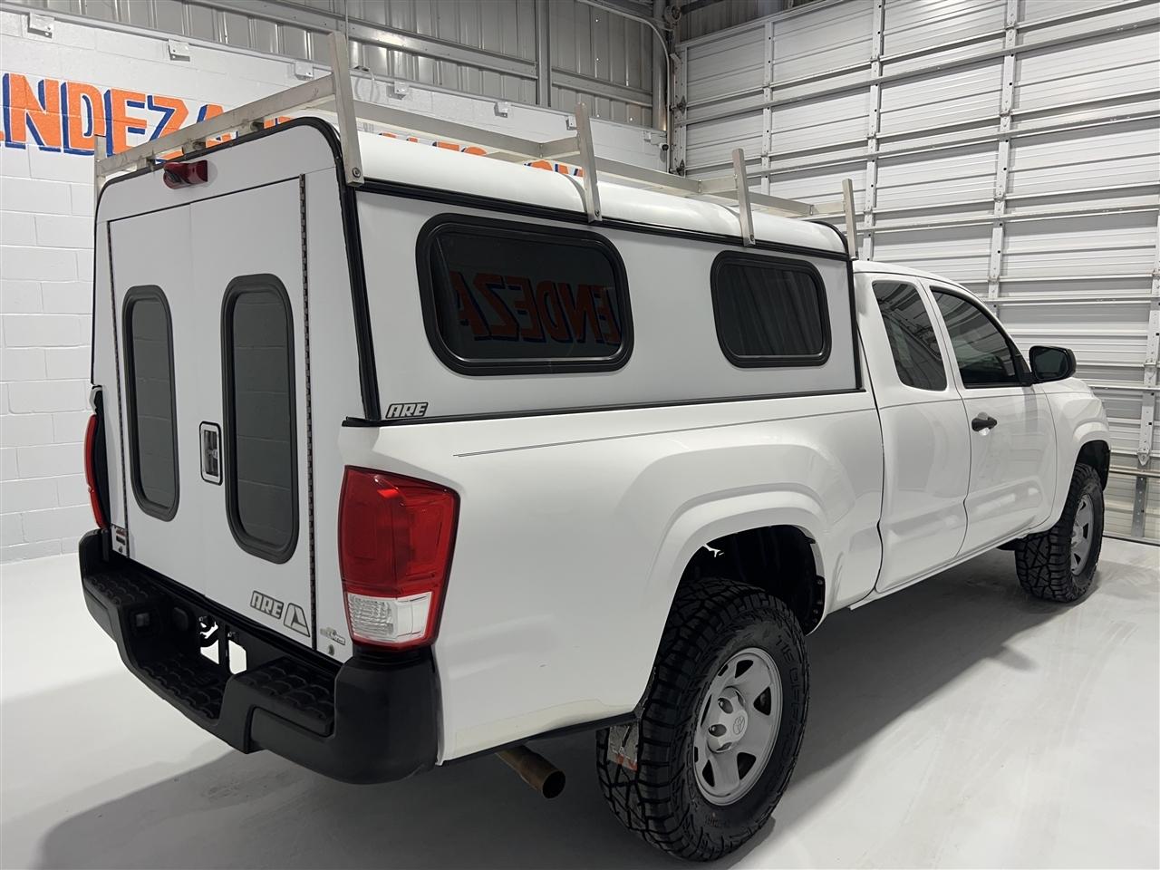 Toyota Tacoma SR5 Access Cab I4 6AT 2WD 2016