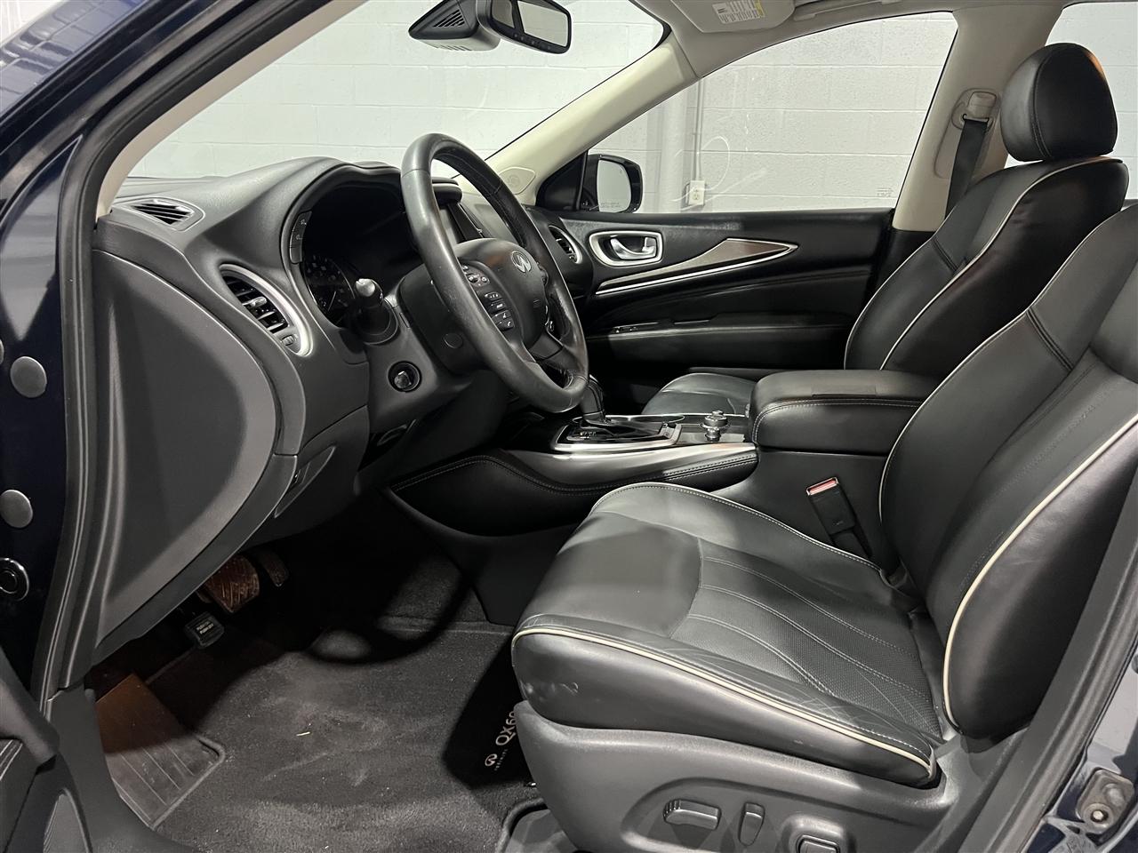 Infiniti QX60 PURE 2019