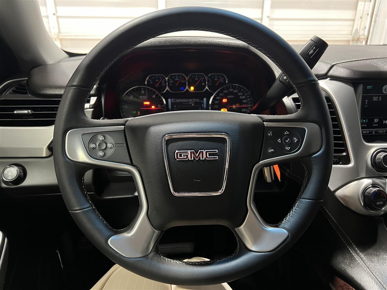 GMC Yukon XL SLE 2WD 2018