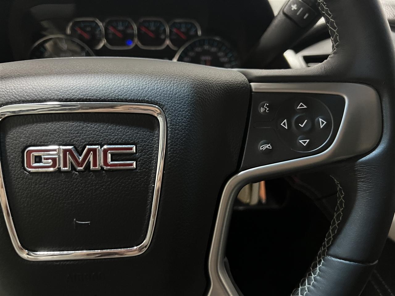 GMC Yukon XL SLE 2WD 2018
