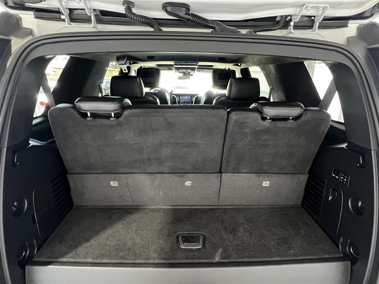 Cadillac Escalade Platinum 4WD 2018