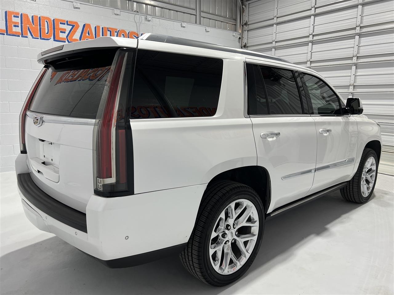 Cadillac Escalade Platinum 4WD 2018