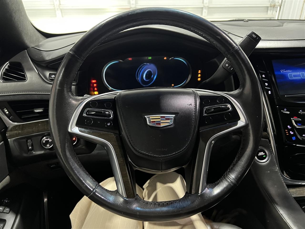 Cadillac Escalade Platinum 4WD 2018