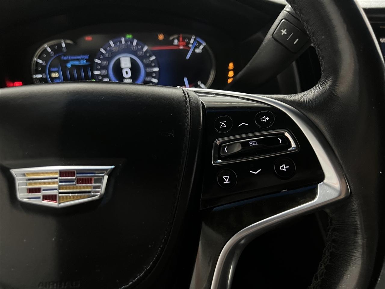 Cadillac Escalade Platinum 4WD 2018