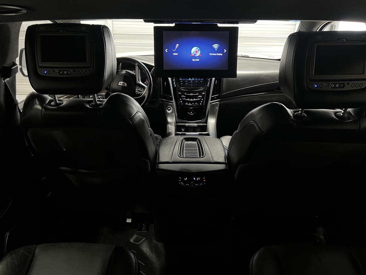 Cadillac Escalade Platinum 4WD 2018