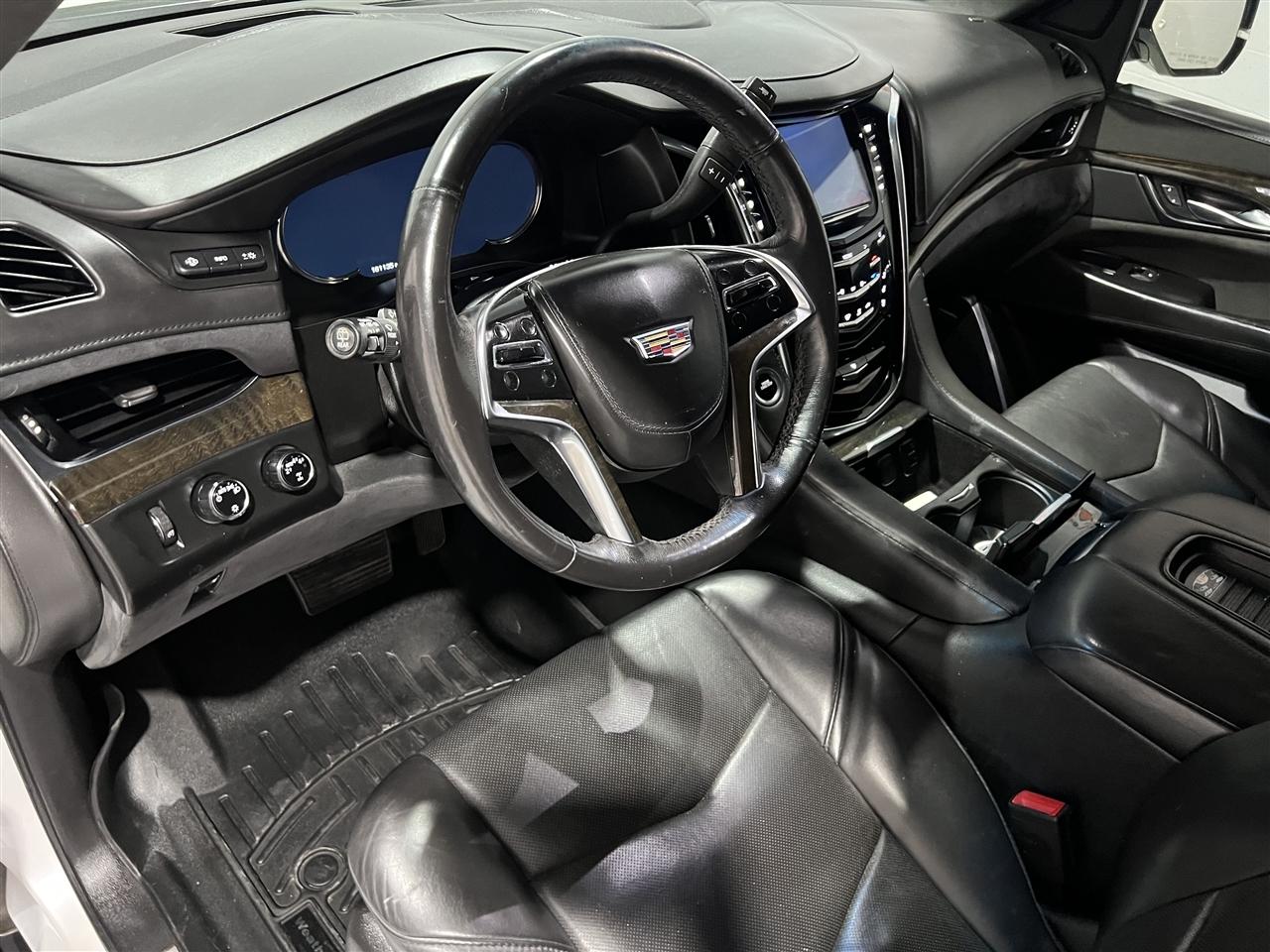 Cadillac Escalade Platinum 4WD 2018