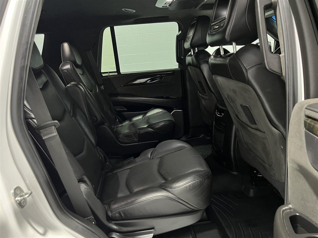 Cadillac Escalade Platinum 4WD 2018