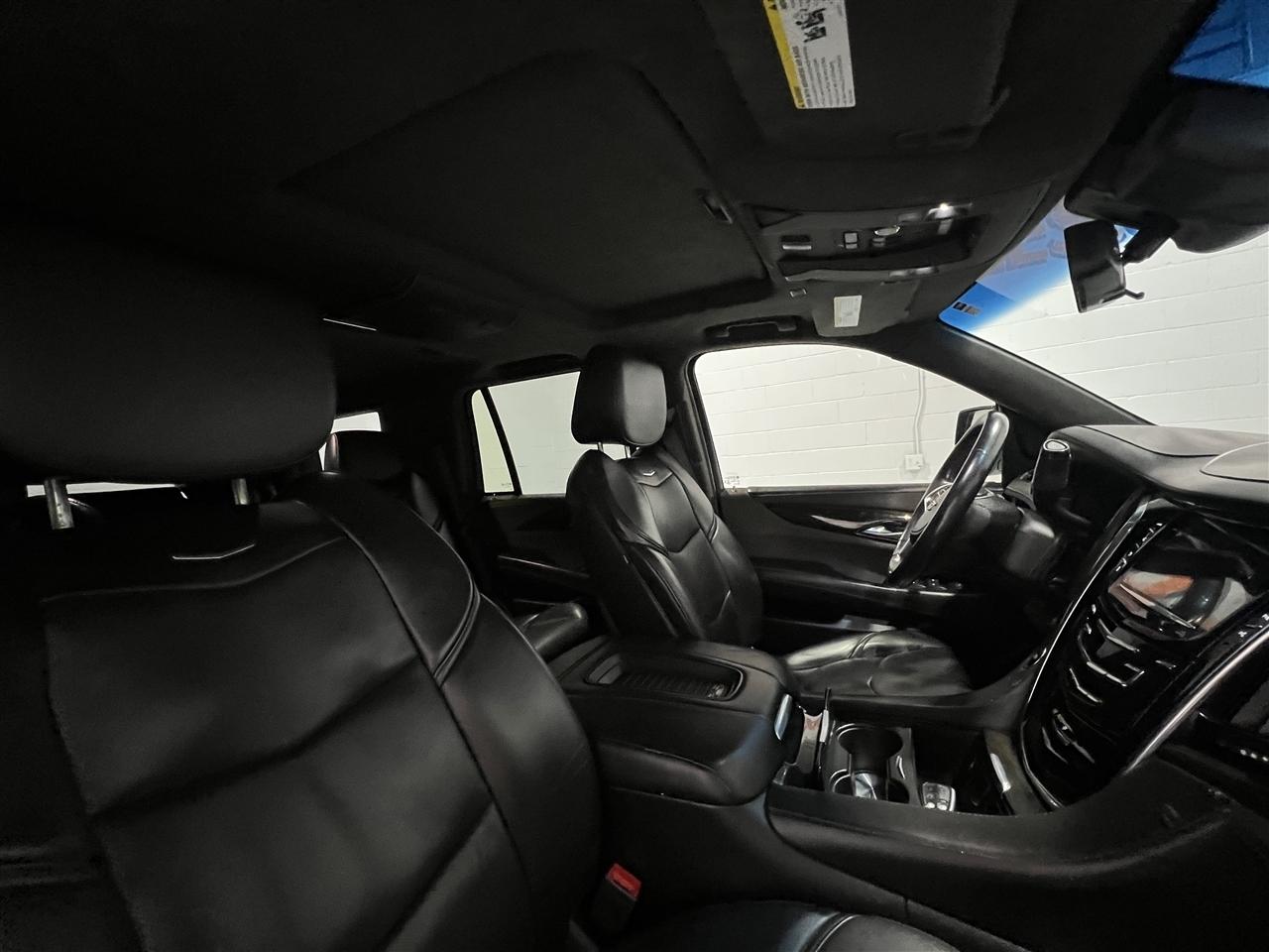 Cadillac Escalade Platinum 4WD 2018