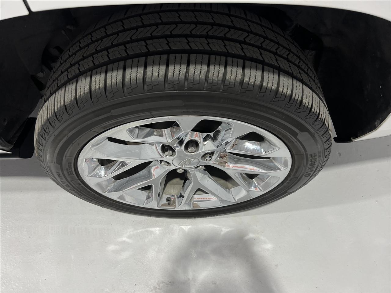 Cadillac Escalade Platinum 4WD 2018