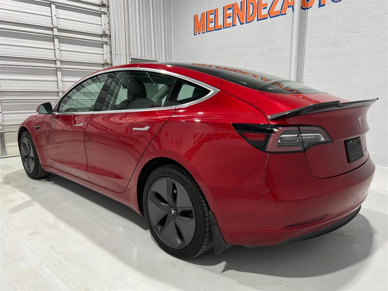 Tesla Model 3 Standard Range Plus 2020