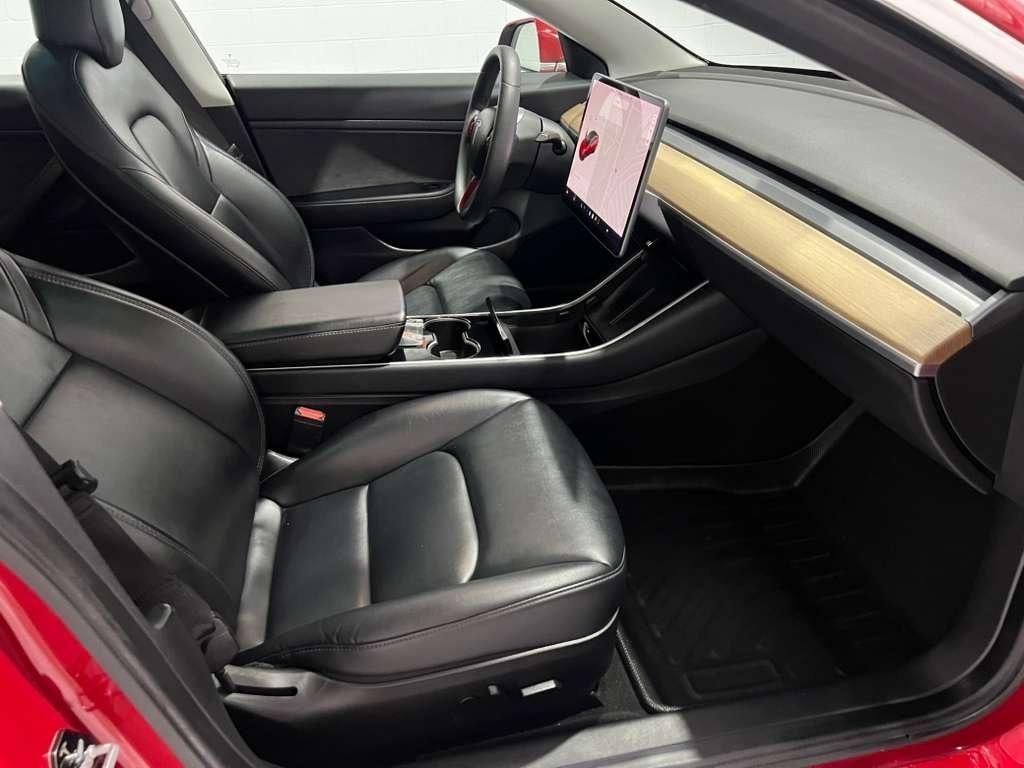 Tesla Model 3 Standard Range Plus 2020