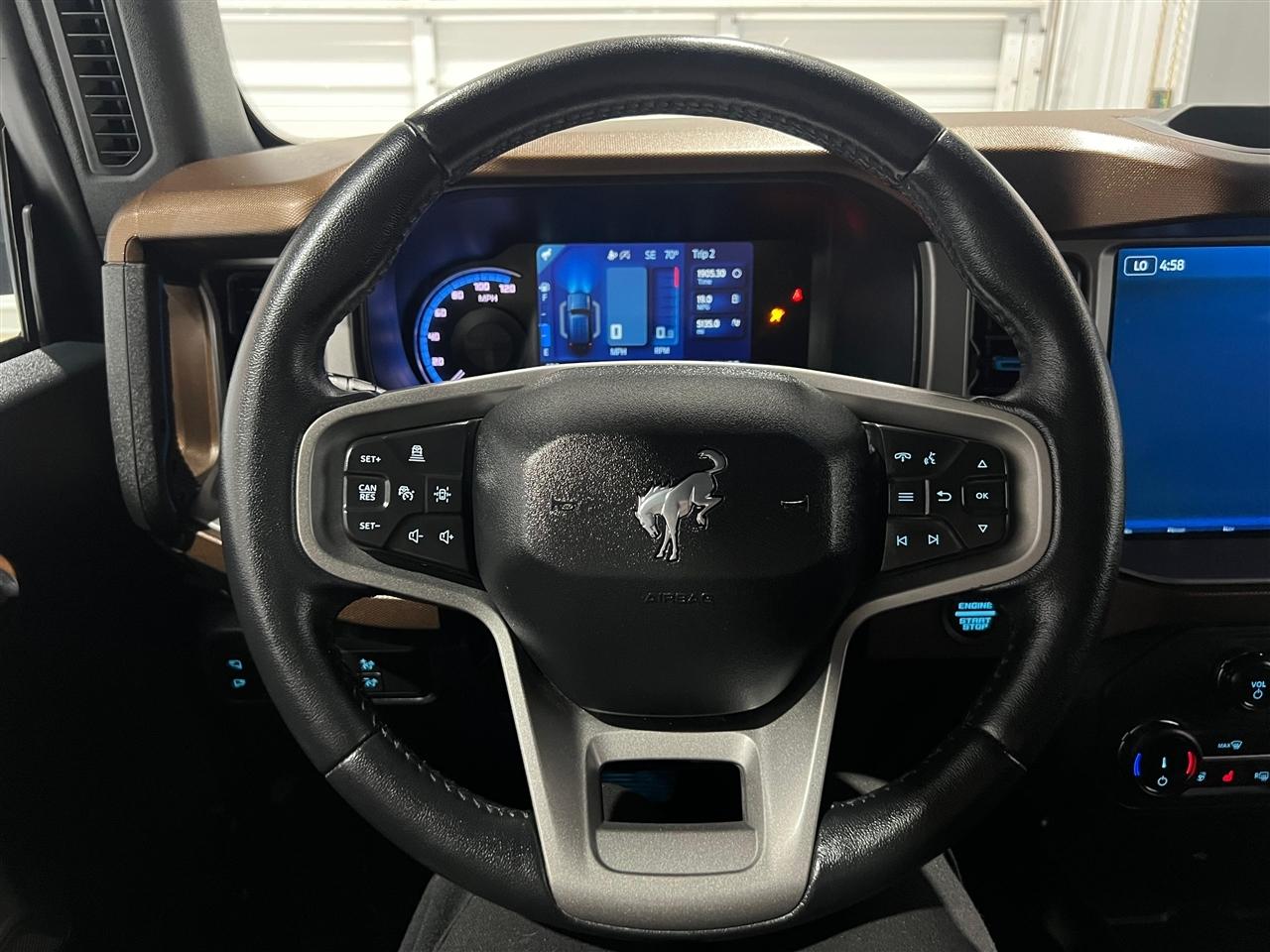 Ford Bronco Outer Banks 4-Door 2022