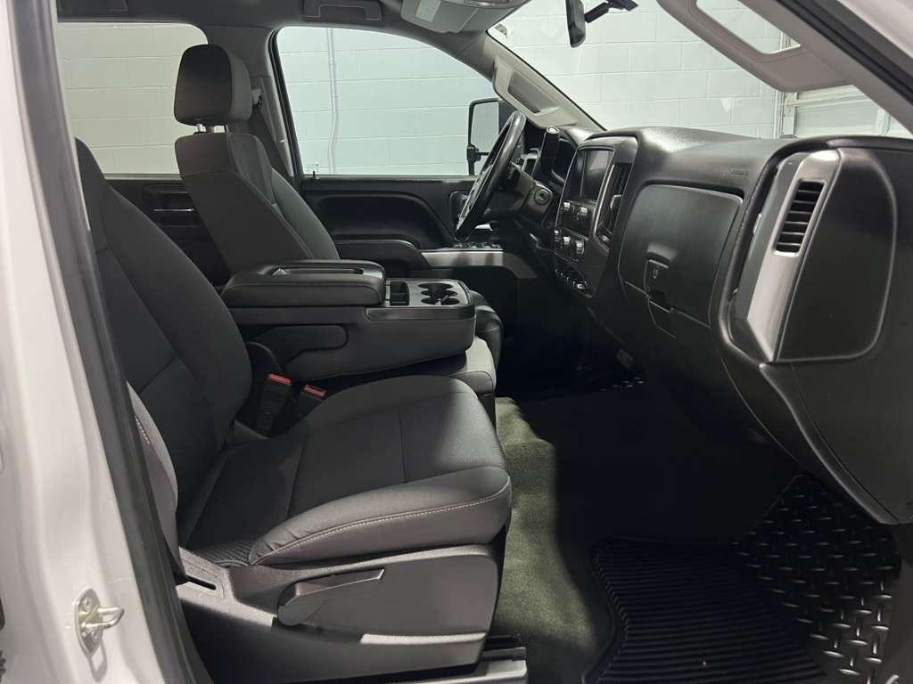 Chevrolet Silverado 2500HD LT Crew Cab 4WD 2016