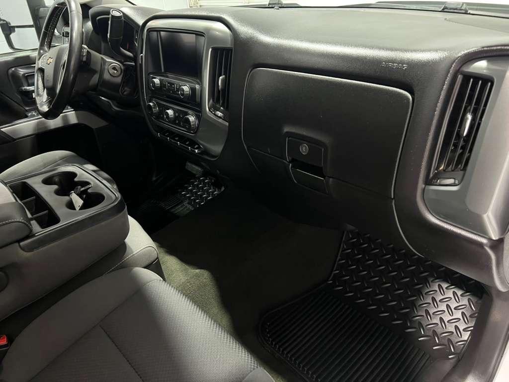 Chevrolet Silverado 2500HD LT Crew Cab 4WD 2016