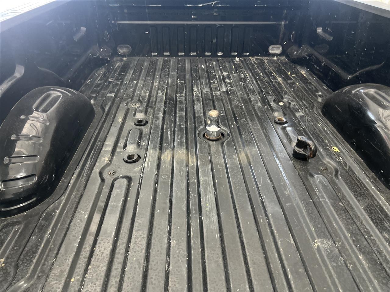 Ford F-350 SD XL Crew Cab Long Bed DRW 4WD 2018