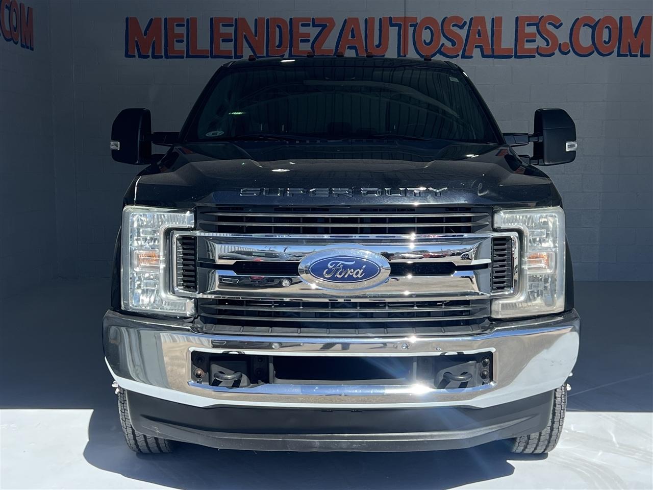 Ford F-350 SD XL Crew Cab Long Bed DRW 4WD 2018