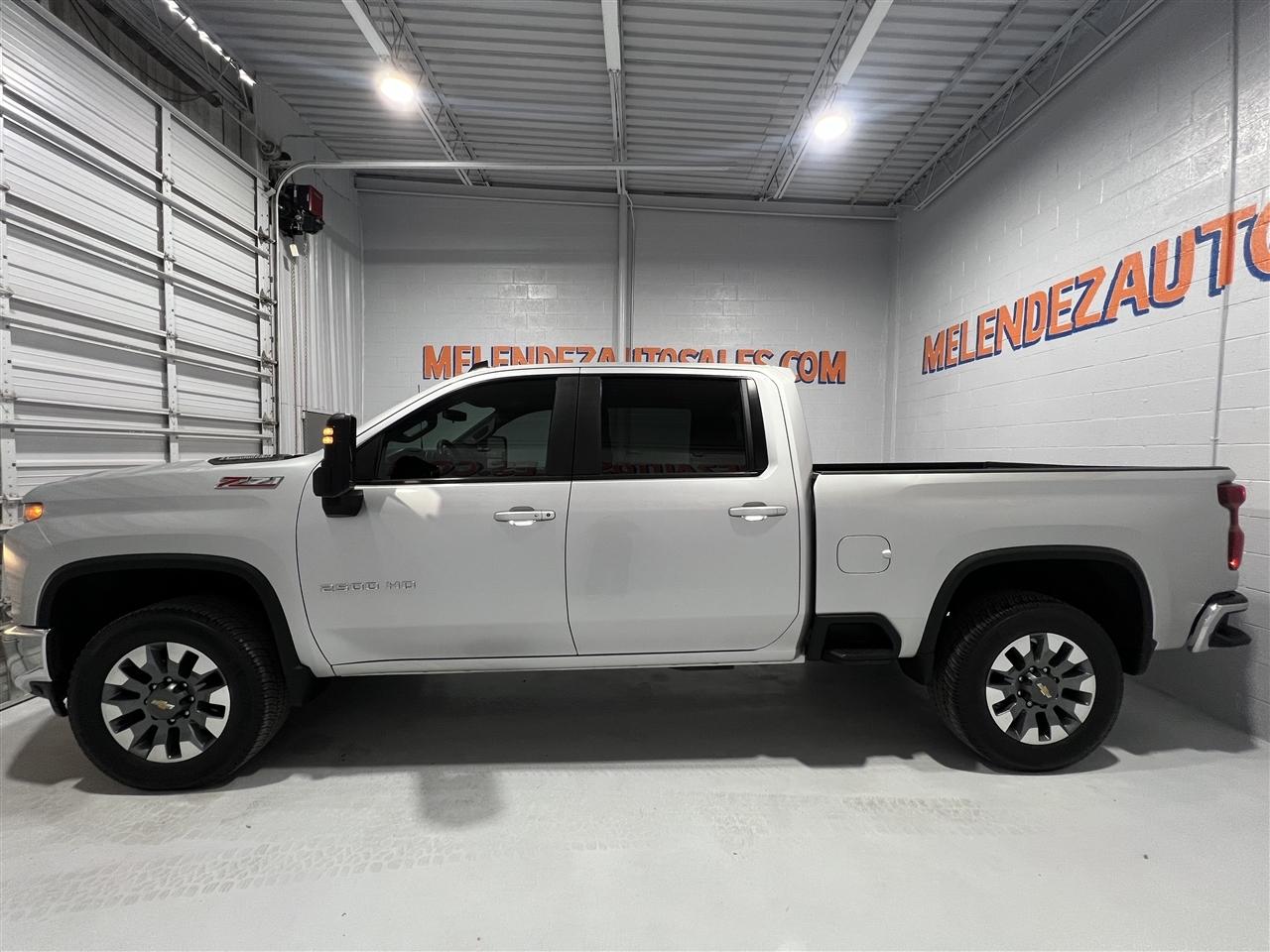 Chevrolet Silverado 2500HD LT Crew Cab Long Box 4WD 2022