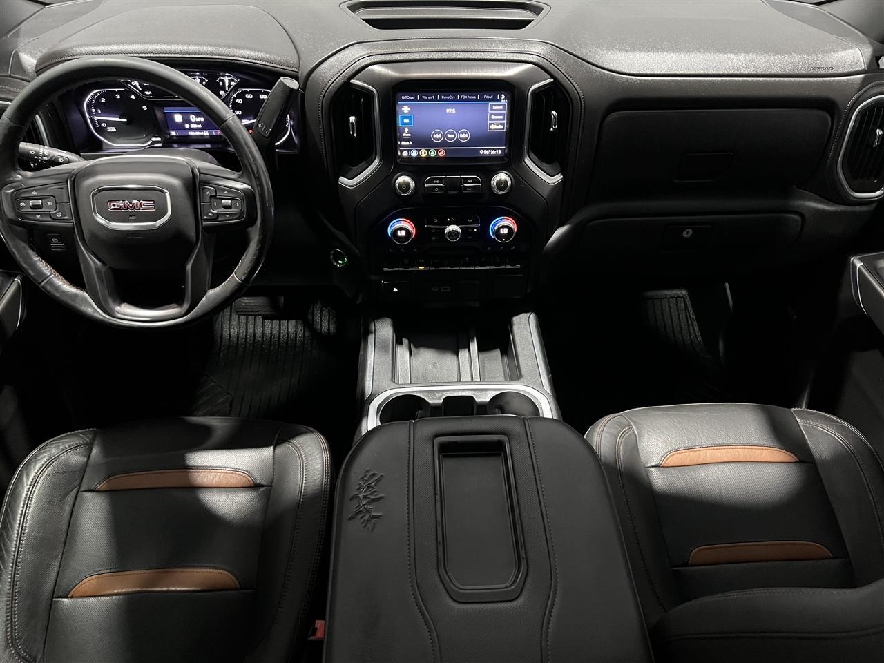 GMC Sierra 2500HD AT4 Crew Cab 4WD 2020