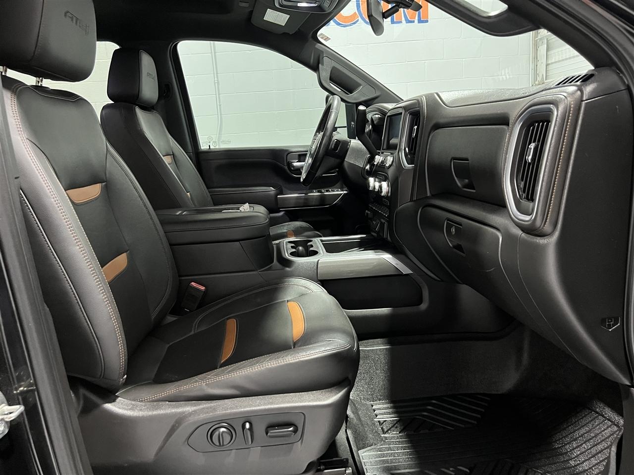 GMC Sierra 2500HD AT4 Crew Cab 4WD 2020