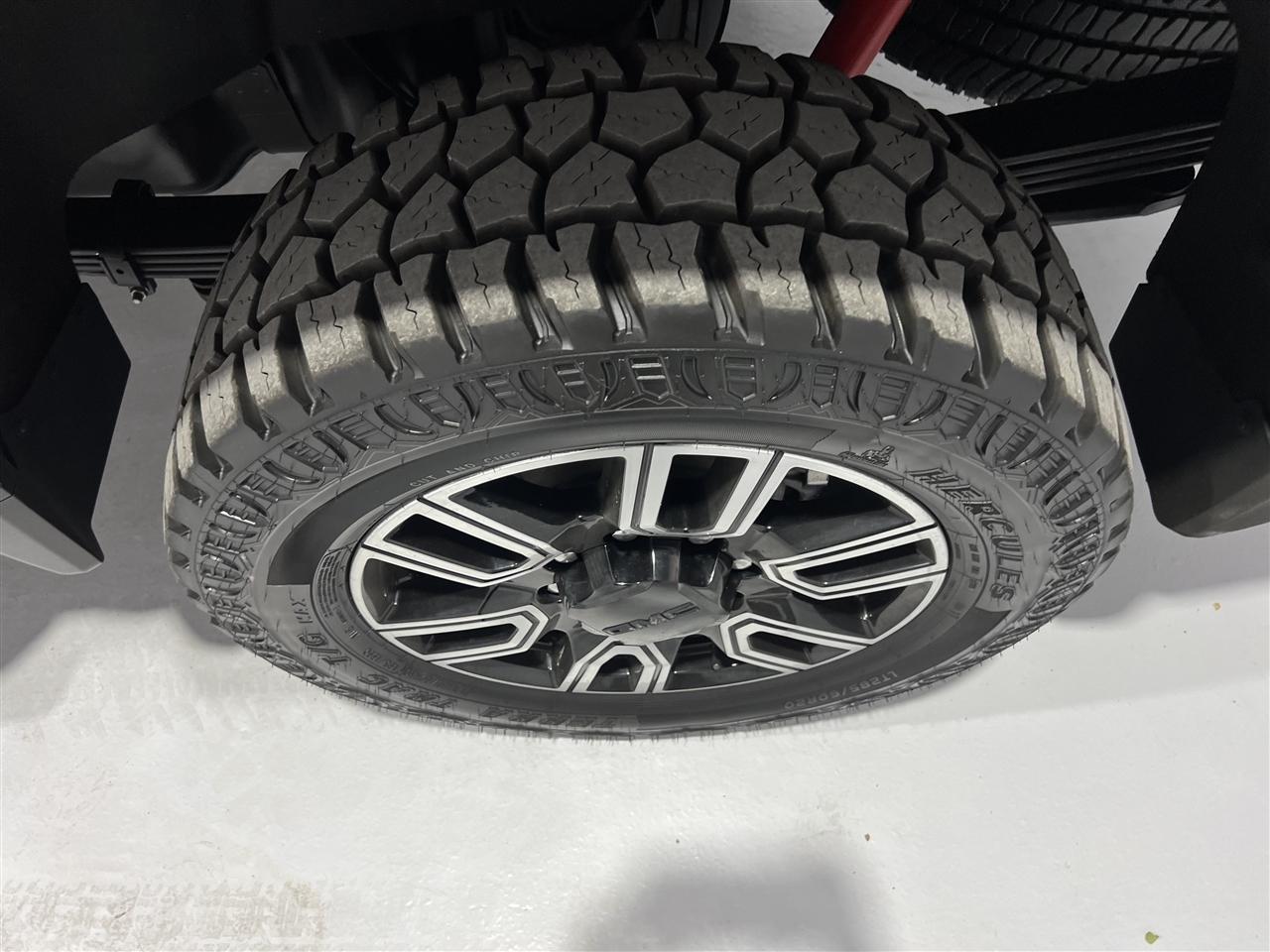 GMC Sierra 2500HD AT4 Crew Cab 4WD 2020