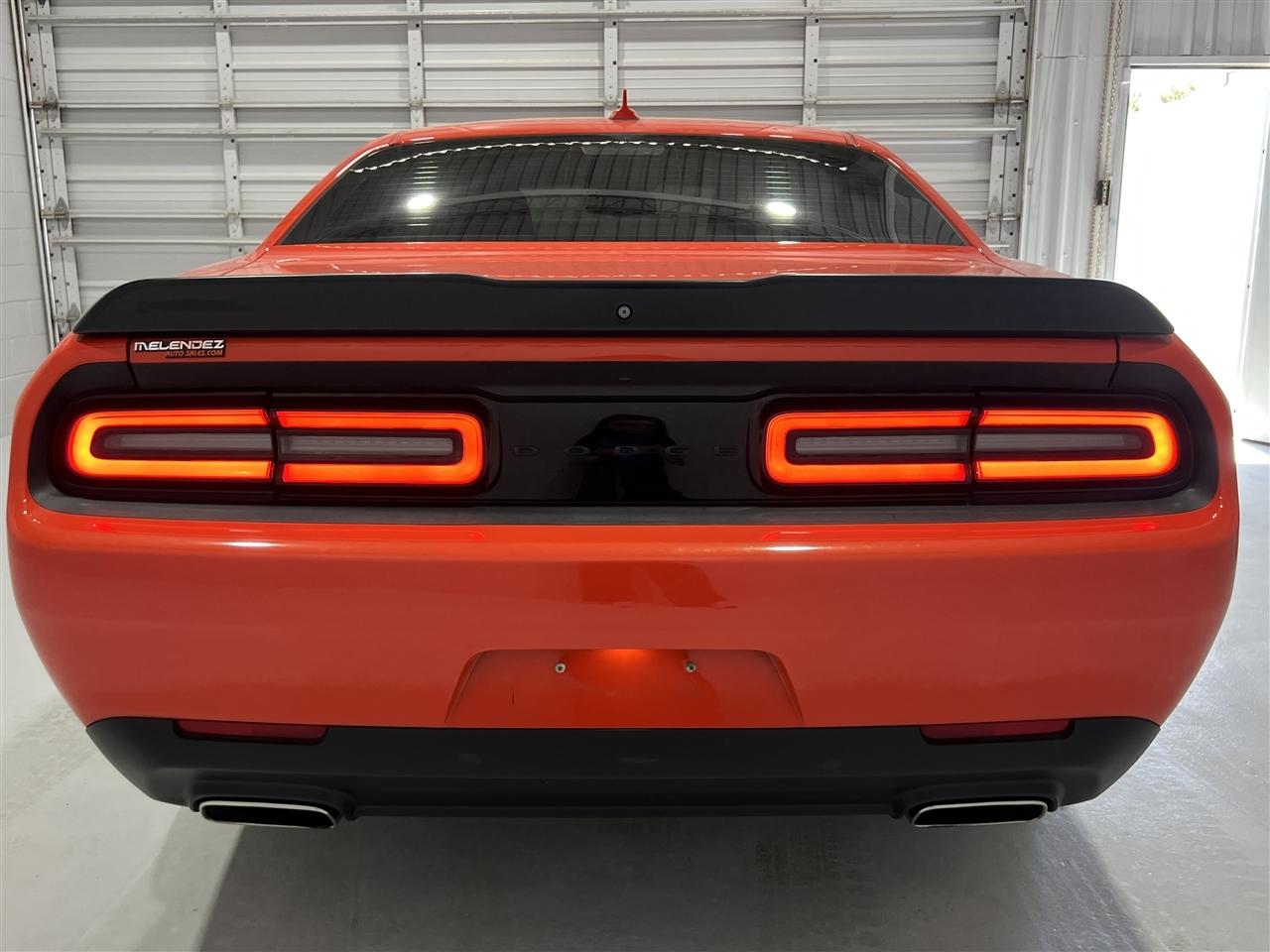 Dodge Challenger SXT 2021
