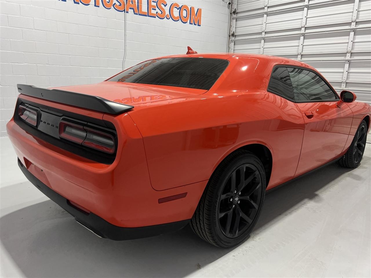 Dodge Challenger SXT 2021