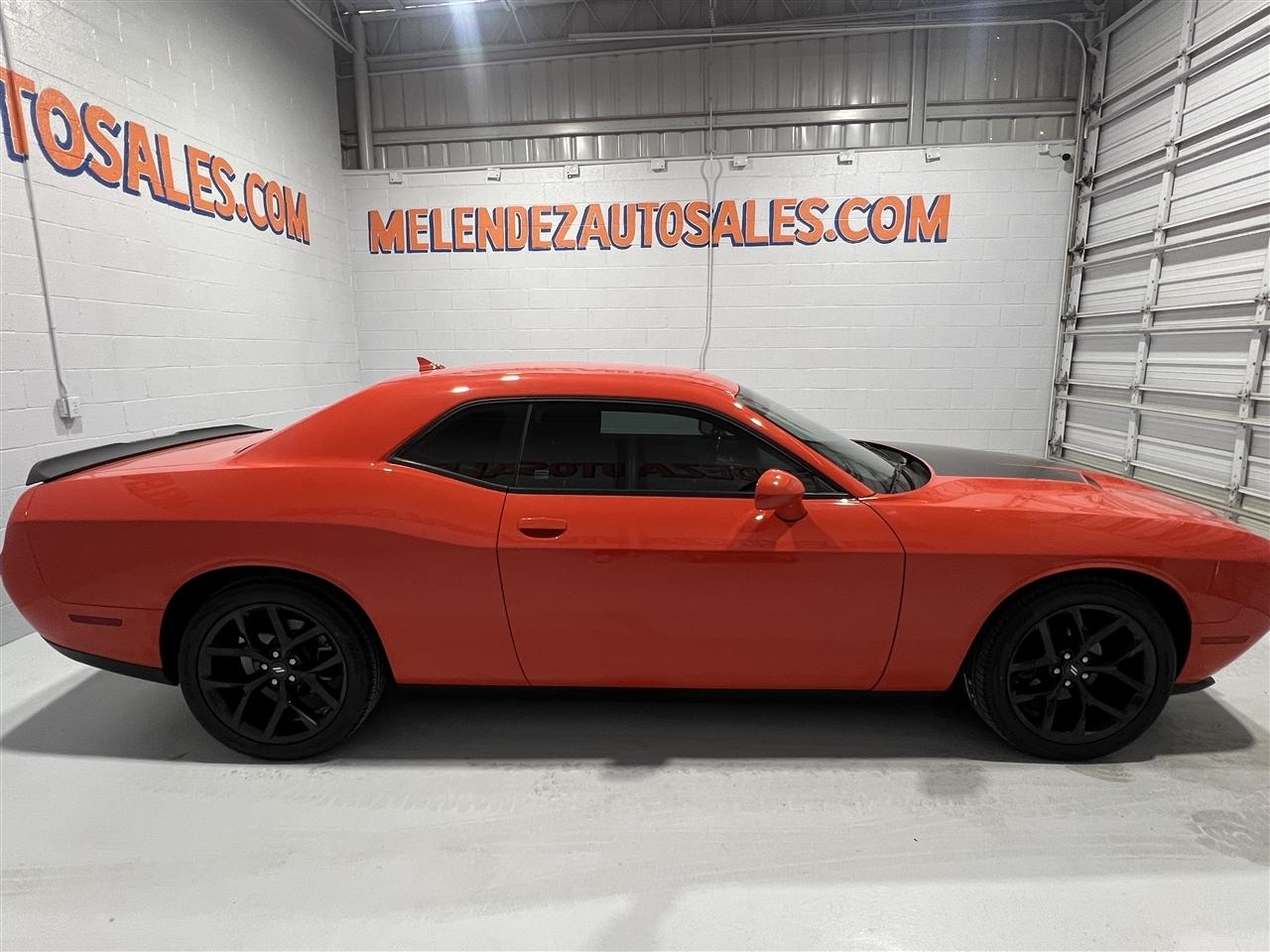 Dodge Challenger SXT 2021
