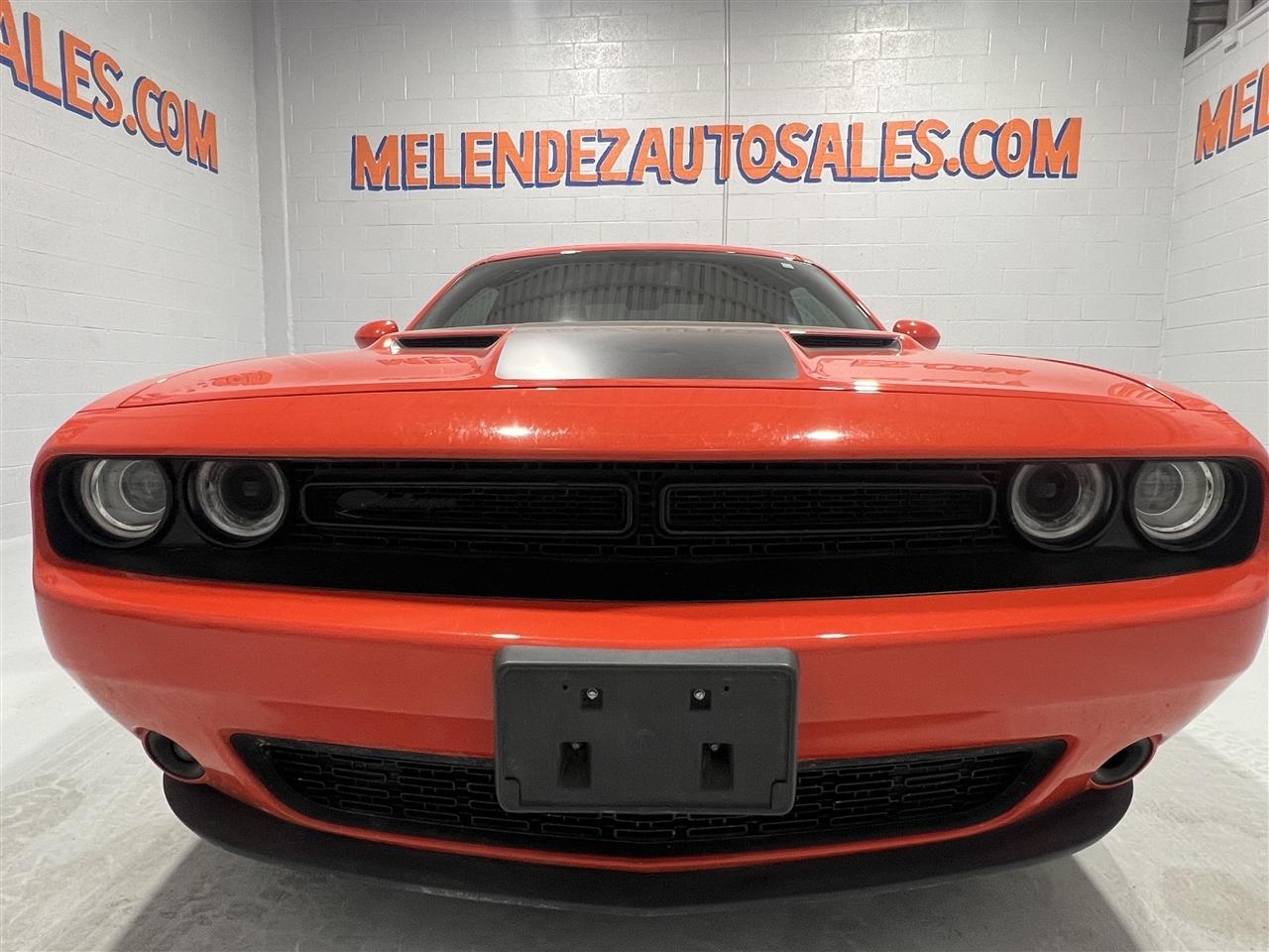 Dodge Challenger SXT 2021