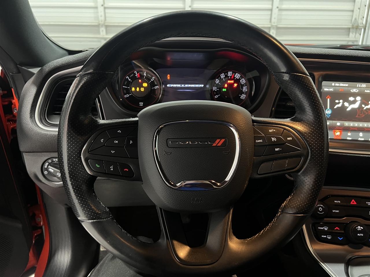 Dodge Challenger SXT 2021