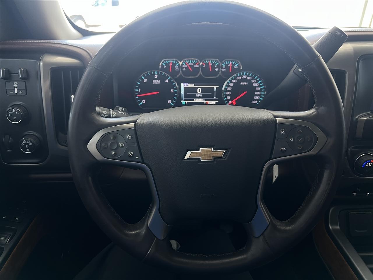 Chevrolet Silverado 1500 High Country Crew Cab 4WD 2015