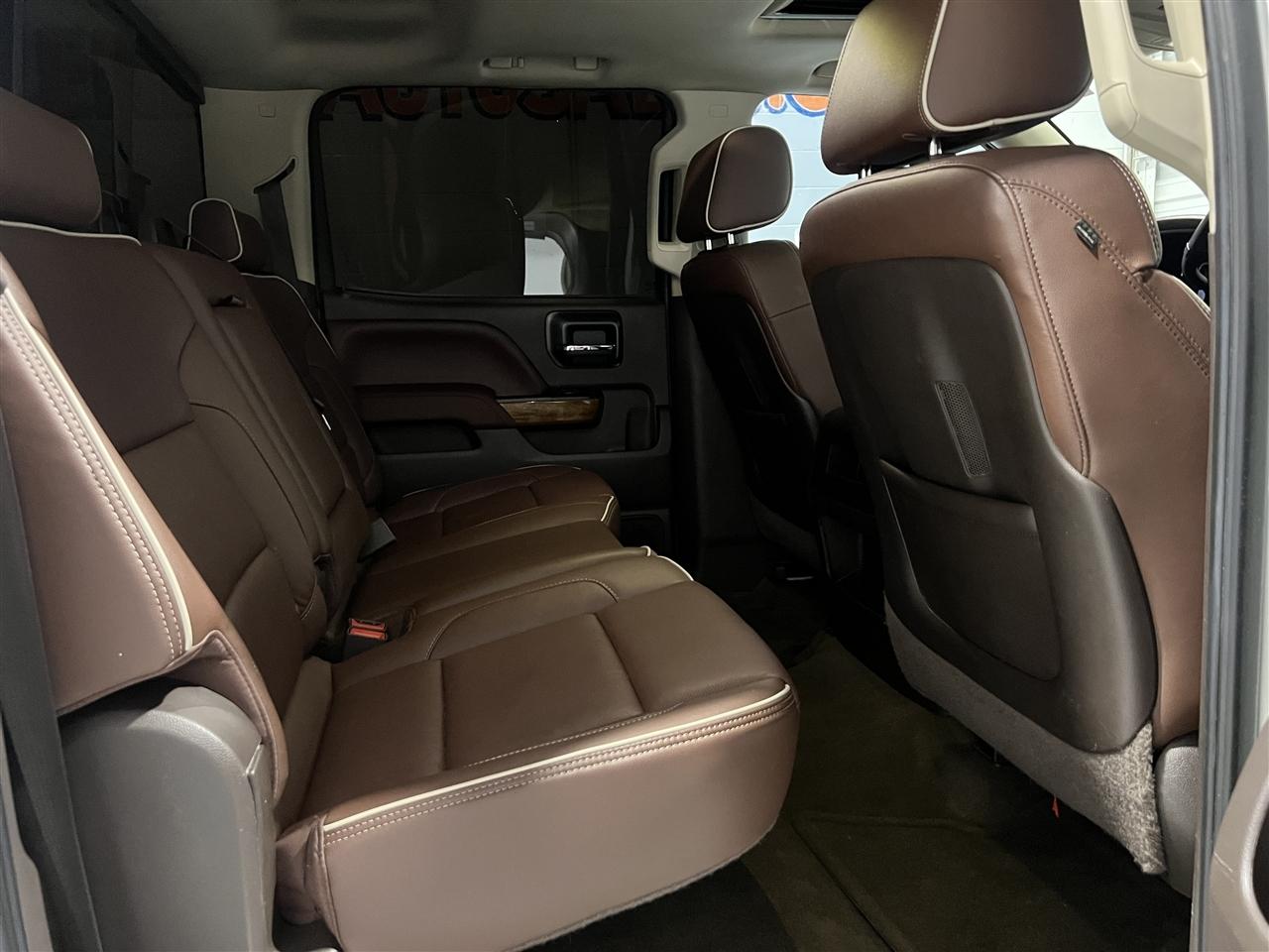 Chevrolet Silverado 1500 High Country Crew Cab 4WD 2015