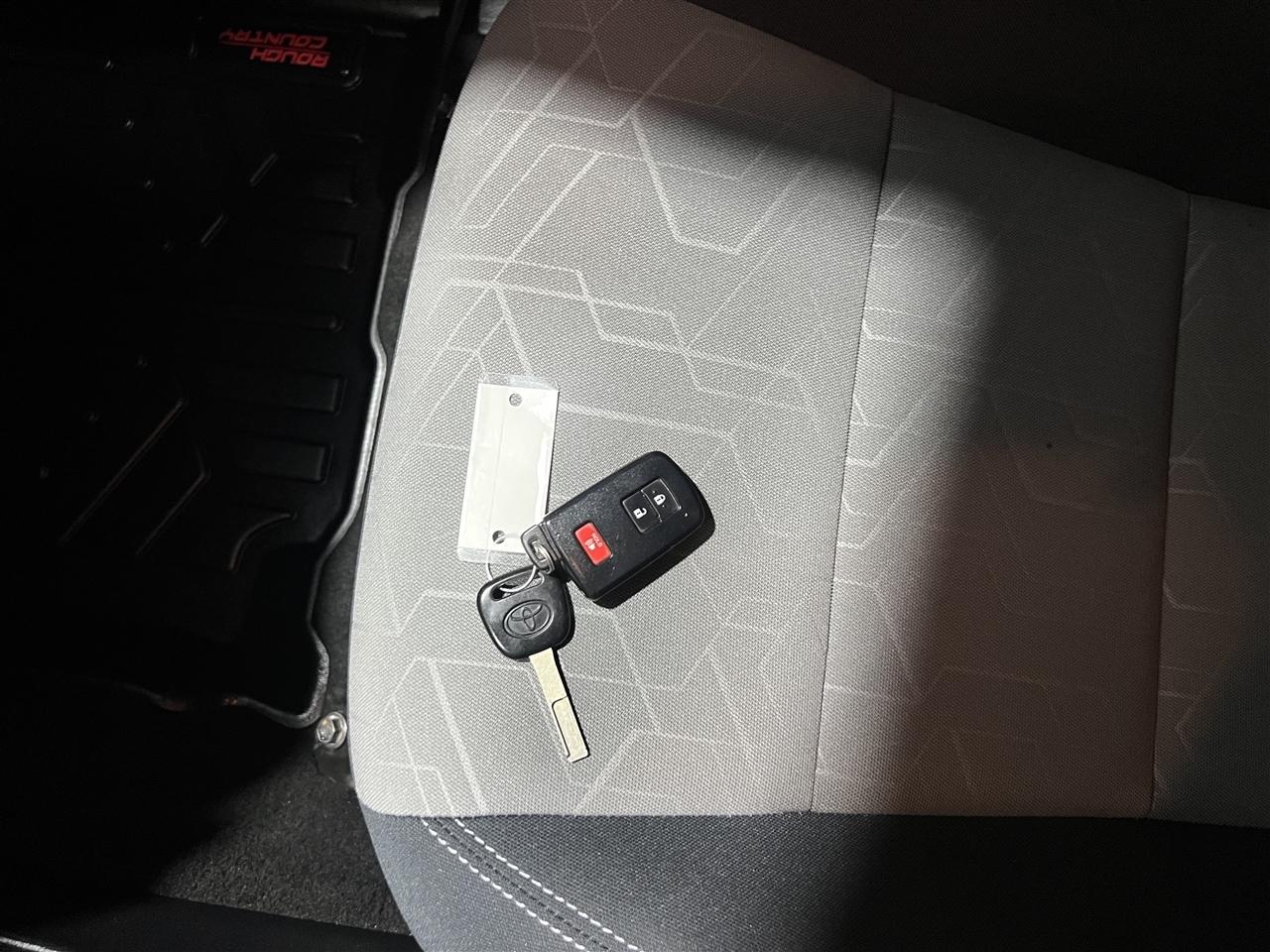 Toyota Tacoma SR5 Double Cab Long Bed V6 6AT 4WD 2023