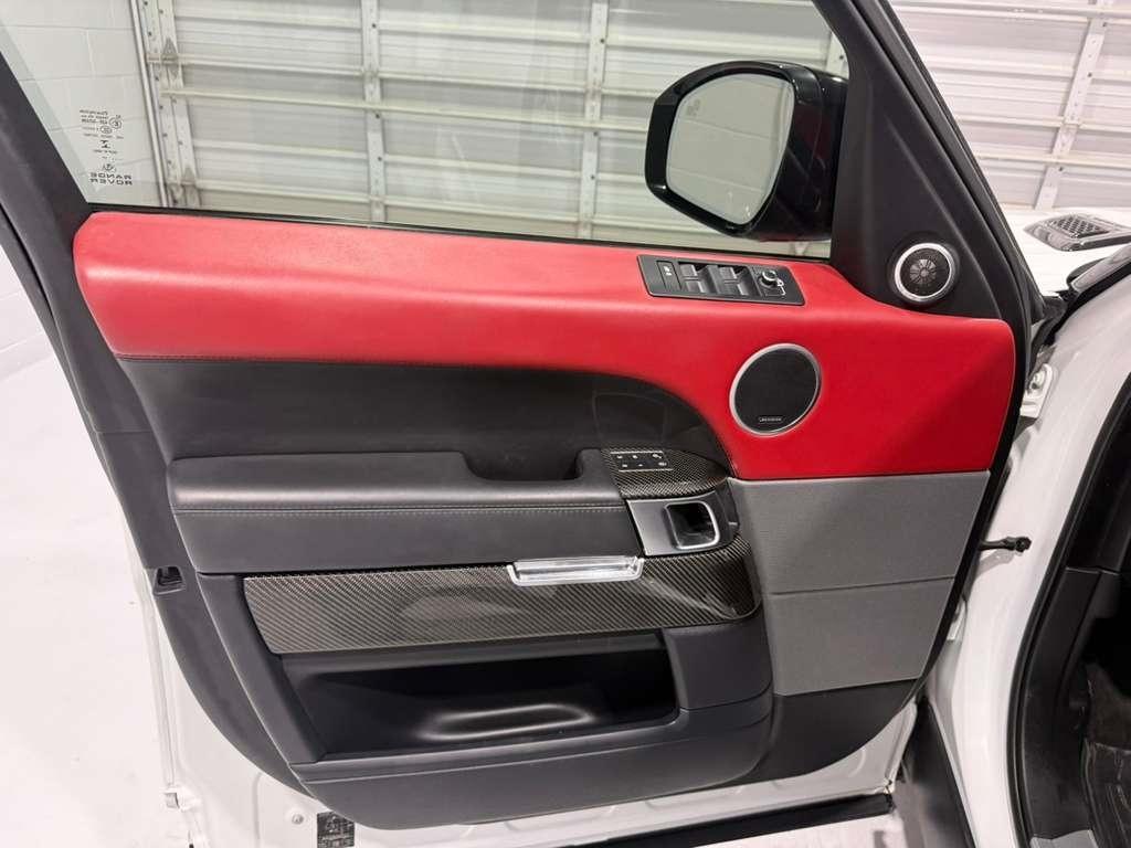 Land Rover Range Rover Sport SVR 2017