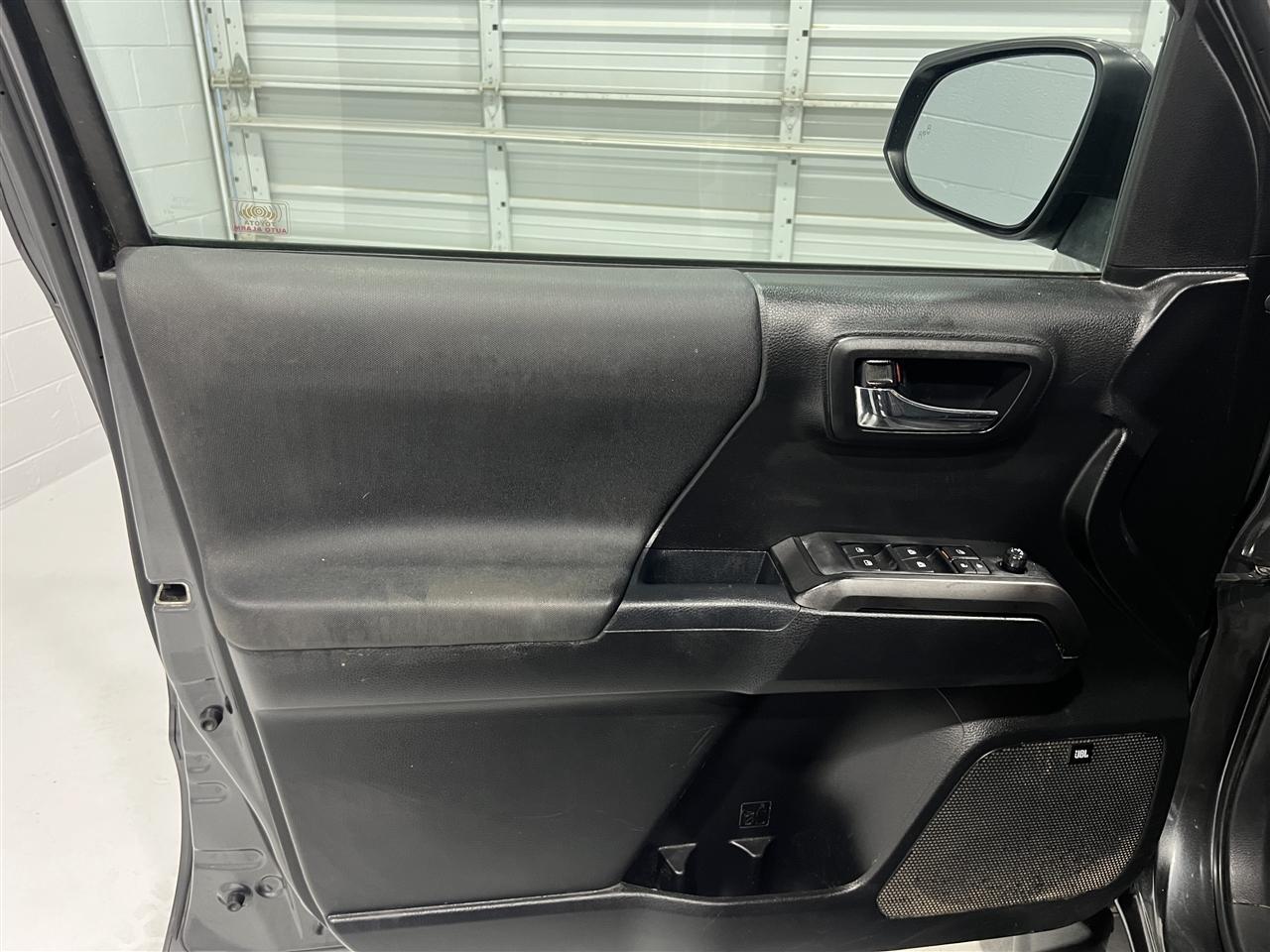 Toyota Tacoma SR5 Double Cab Long Bed V6 6AT 2WD 2019