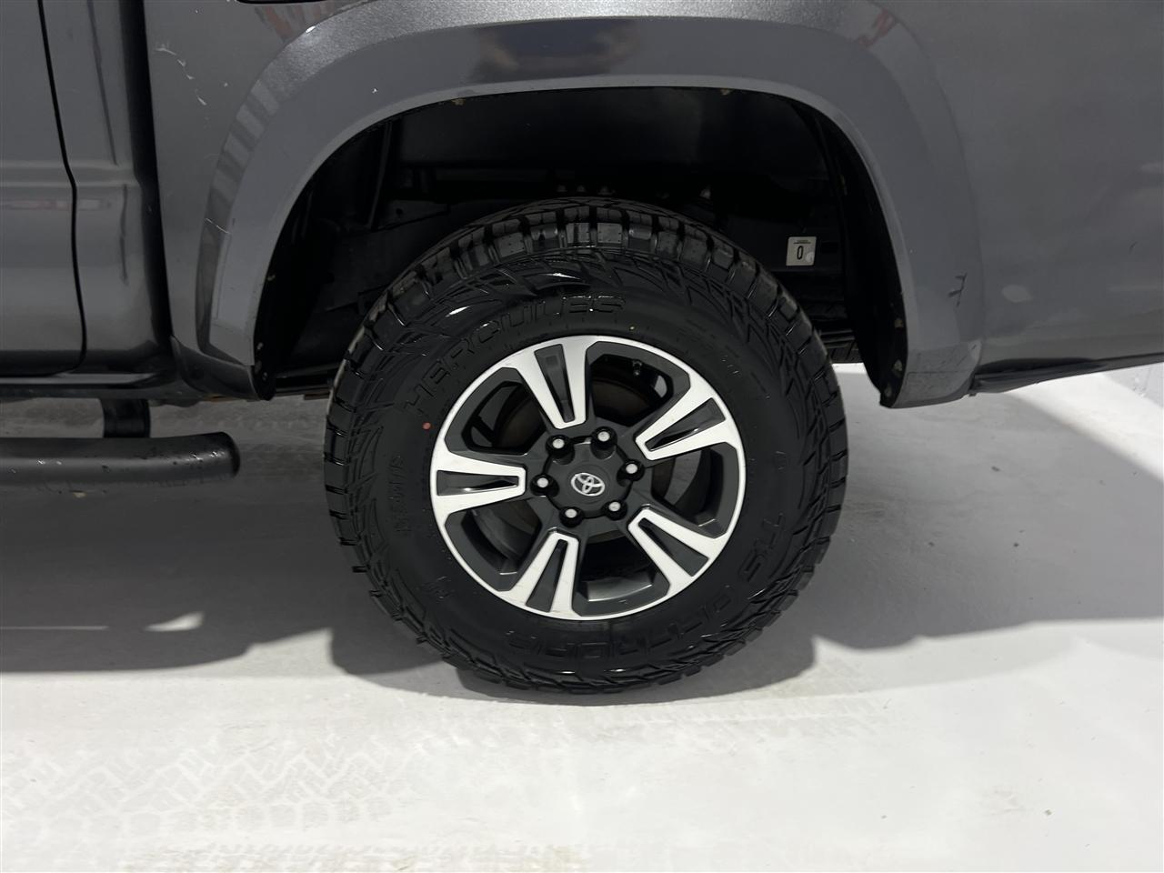 Toyota Tacoma SR5 Double Cab Long Bed V6 6AT 2WD 2019