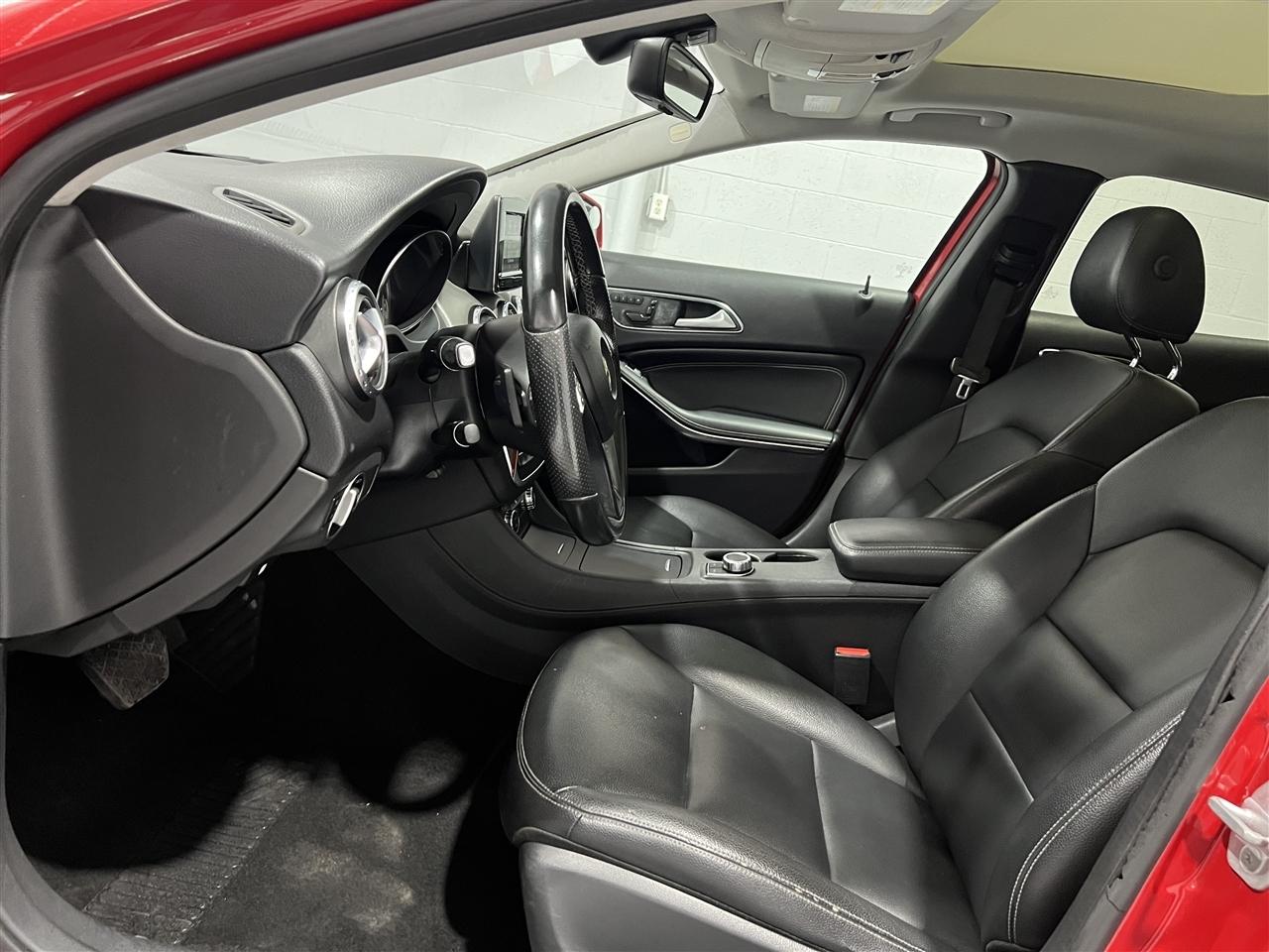 Mercedes-Benz GLA-Class GLA250 4MATIC 2015