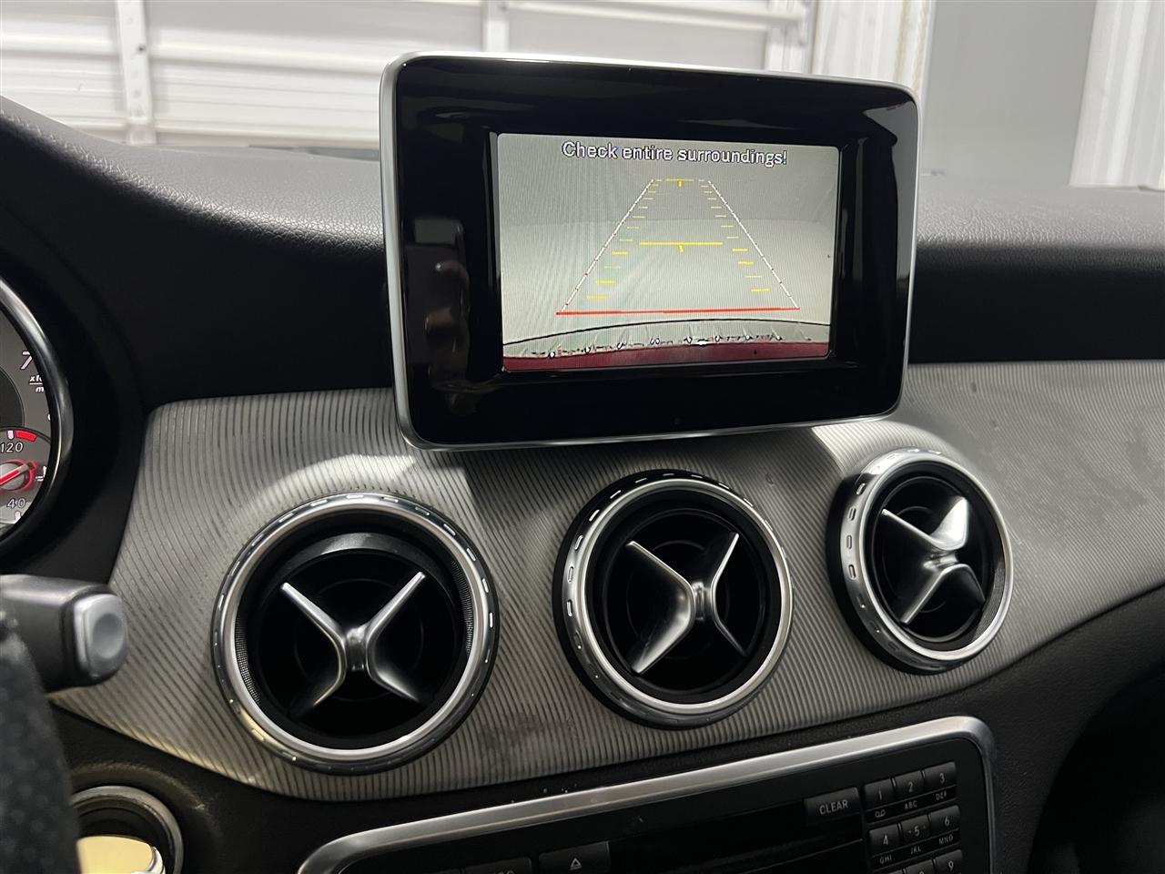 Mercedes-Benz GLA-Class GLA250 4MATIC 2015