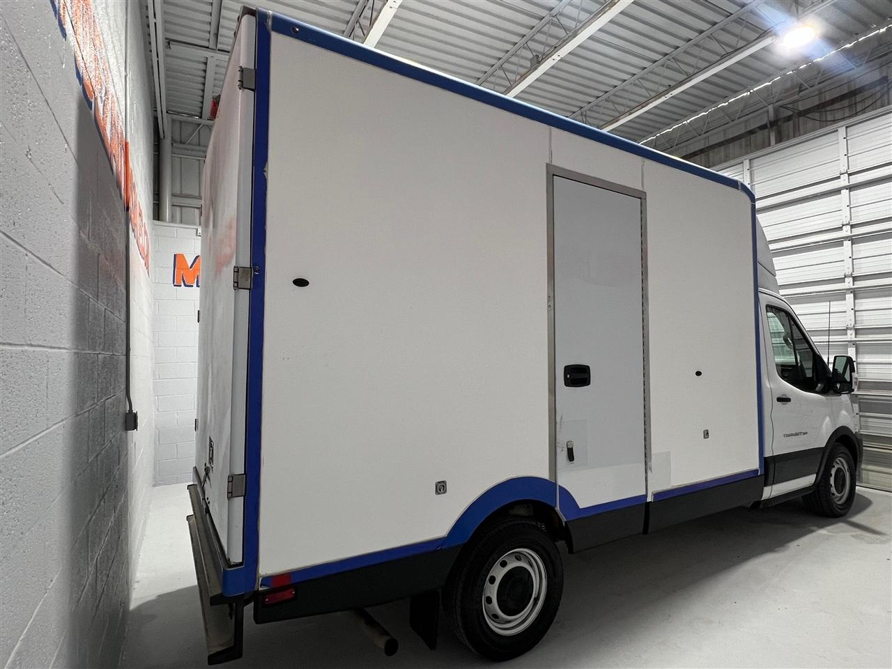 Ford Transit T-350 2022
