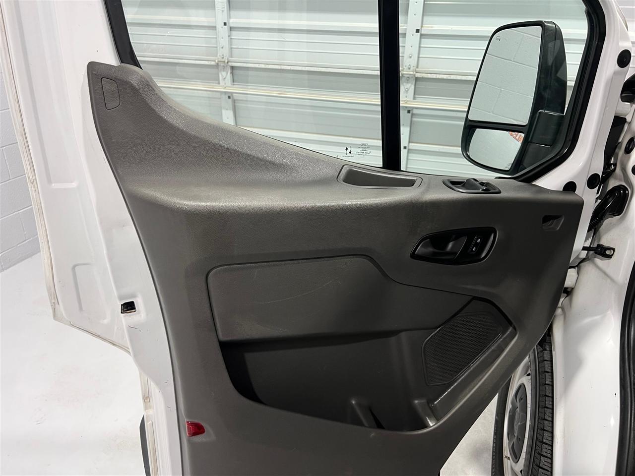 Ford Transit T-350 2022