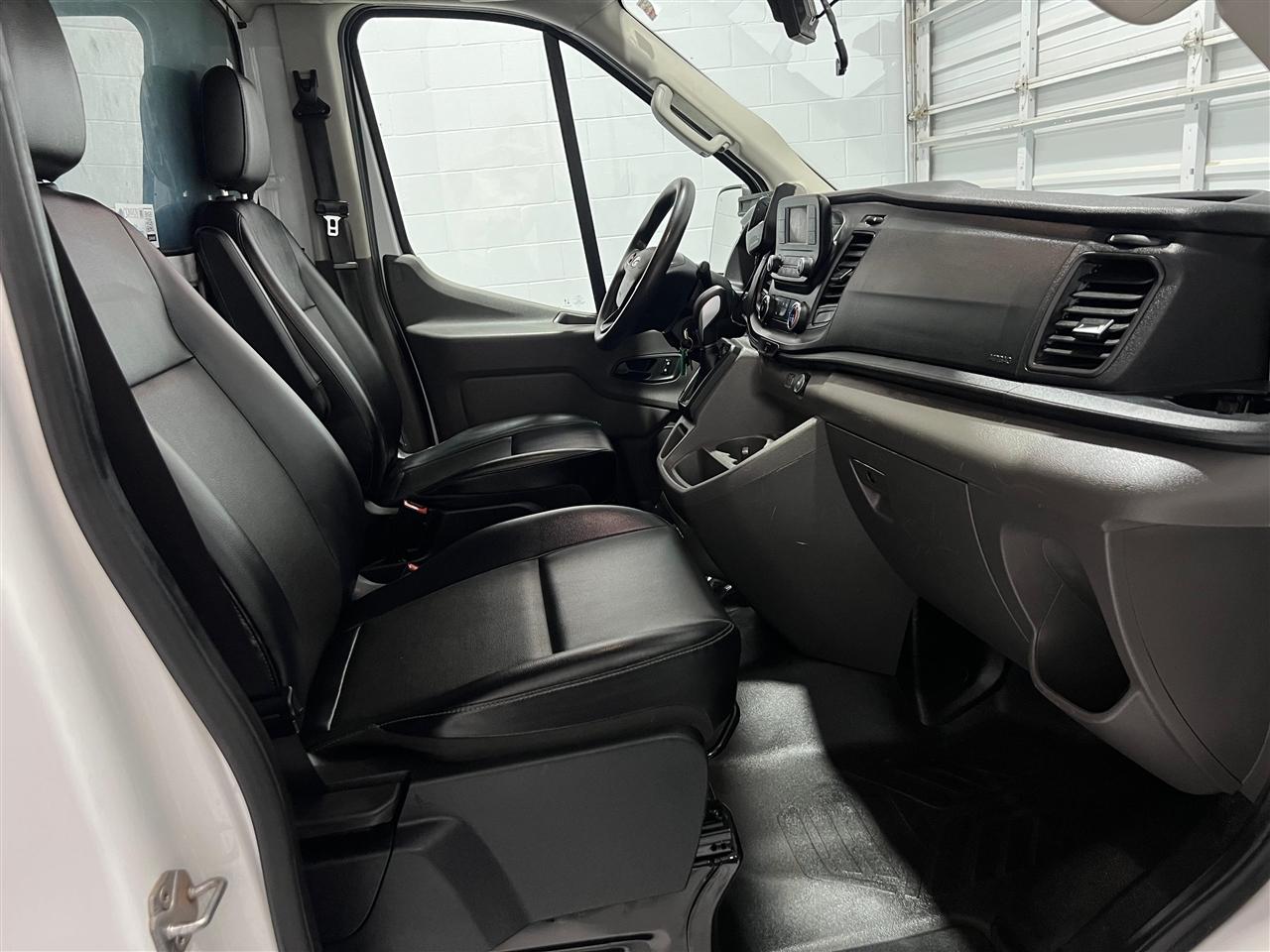 Ford Transit T-350 2022