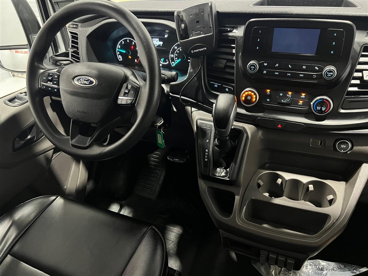 Ford Transit T-350 2022