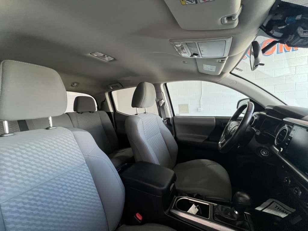 Toyota Tacoma SR5 Double Cab I4 2WD 2021