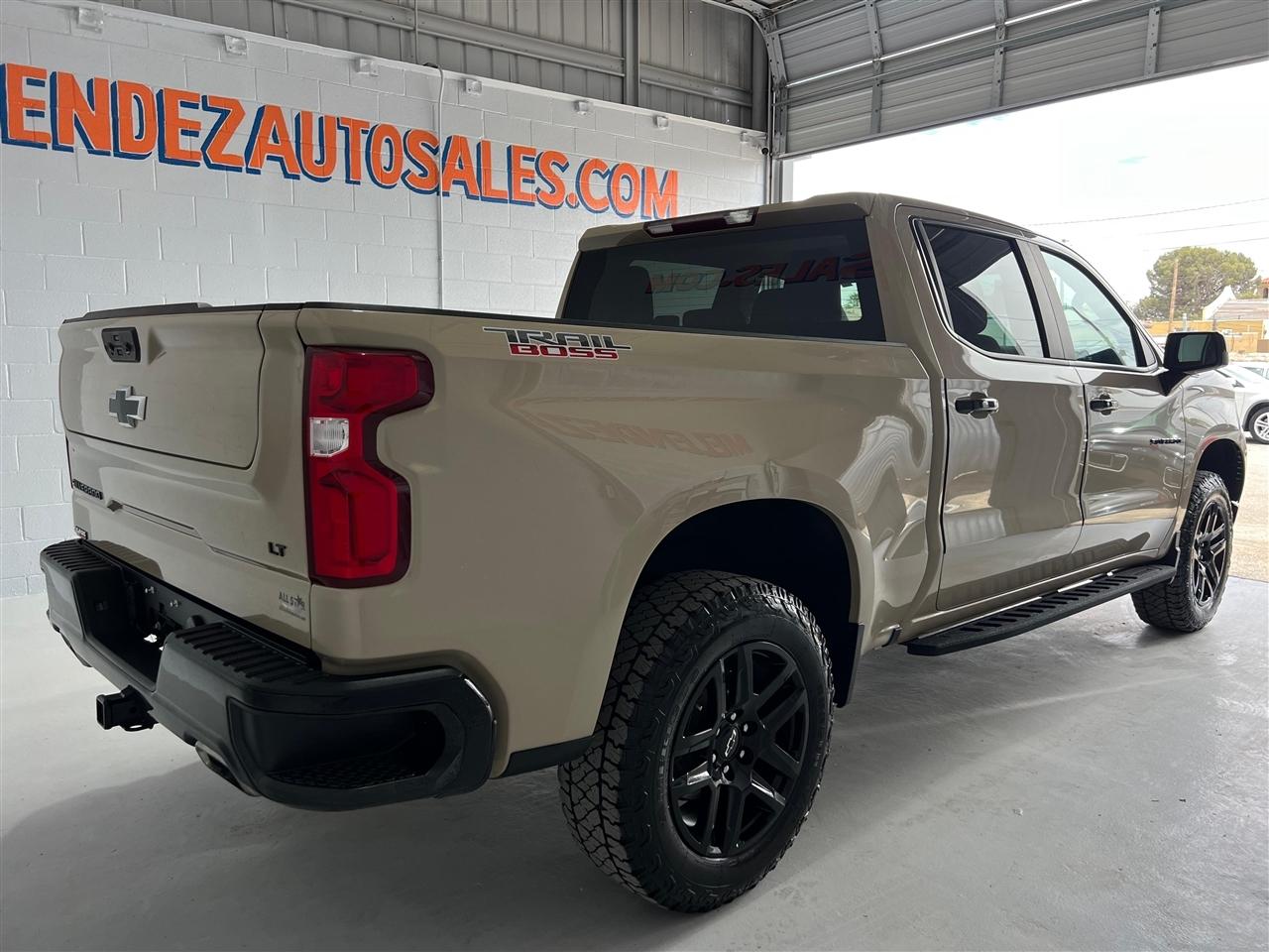 Chevrolet Silverado 1500 Trail Boss LT Crew Cab 4WD 2023
