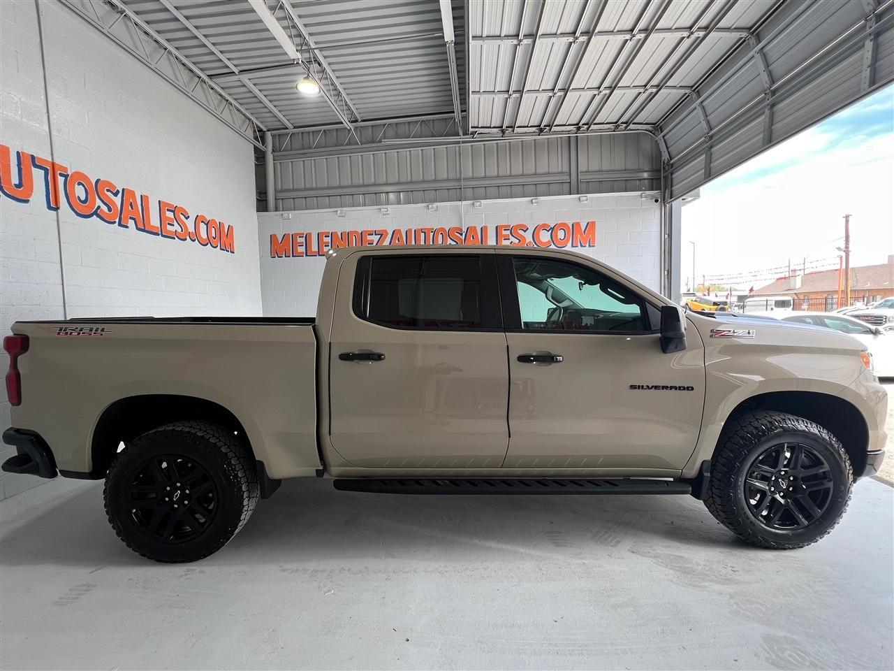 Chevrolet Silverado 1500 Trail Boss LT Crew Cab 4WD 2023