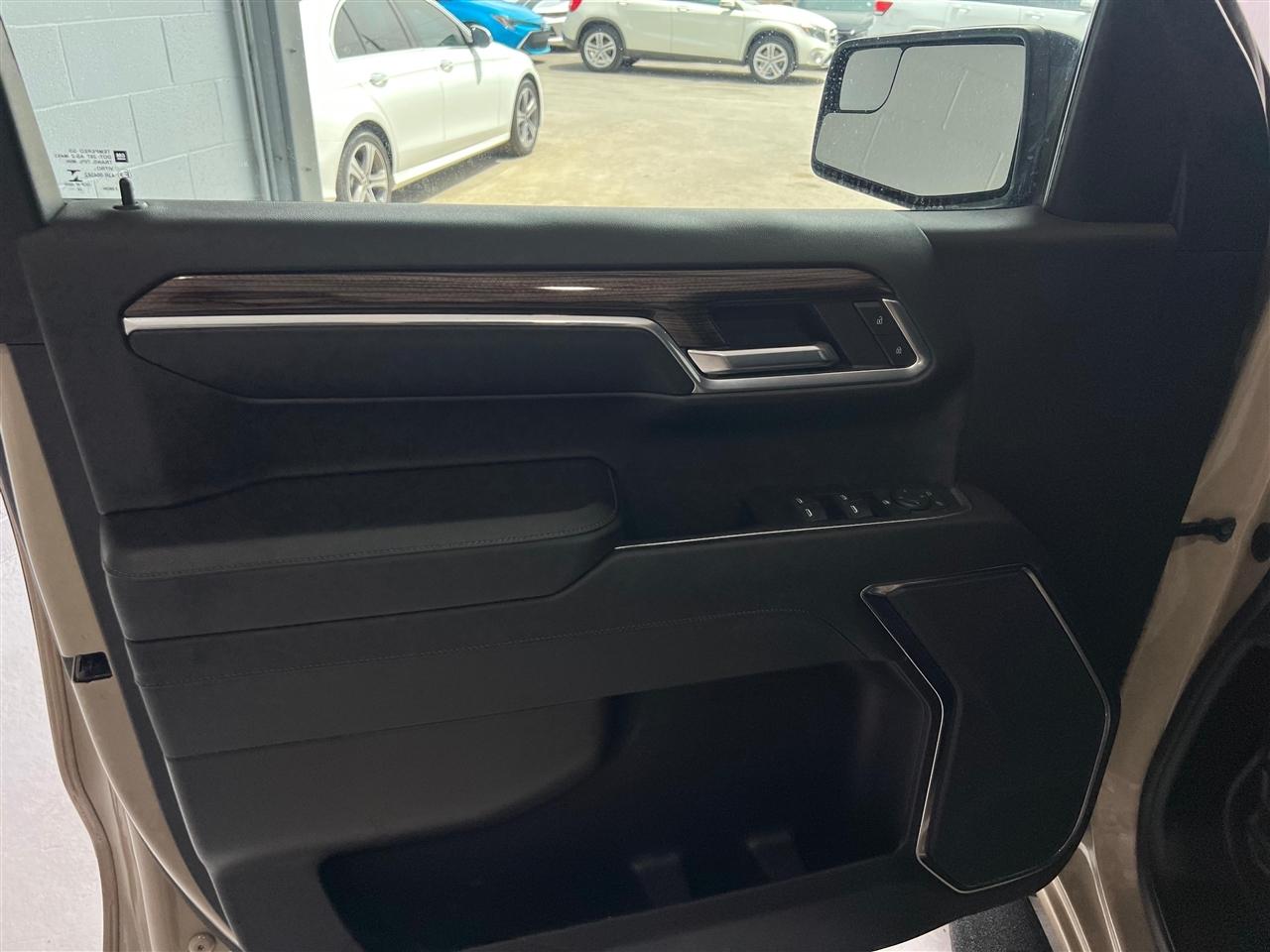 Chevrolet Silverado 1500 Trail Boss LT Crew Cab 4WD 2023