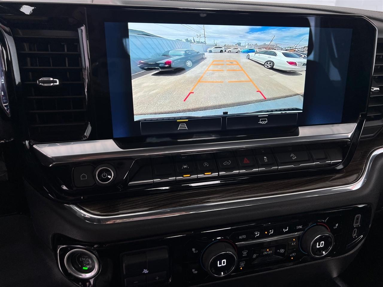 Chevrolet Silverado 1500 Trail Boss LT Crew Cab 4WD 2023